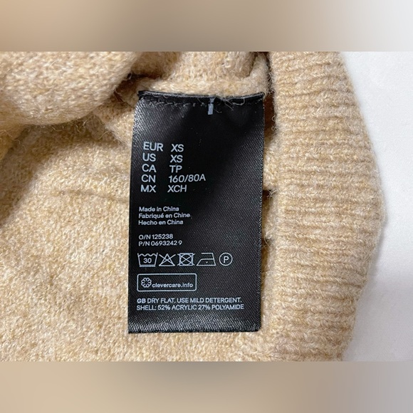 H&M Color Block Fine Knit Sweater - Picture 8 of 8